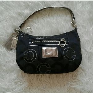 Finally$ auth coach poppy